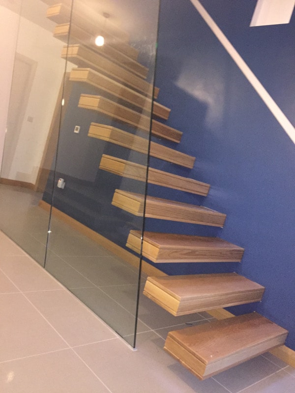 Floating stairs